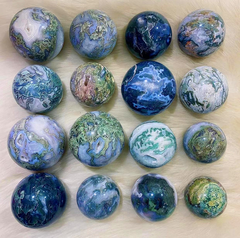 Moss agate sphere(one kilo)