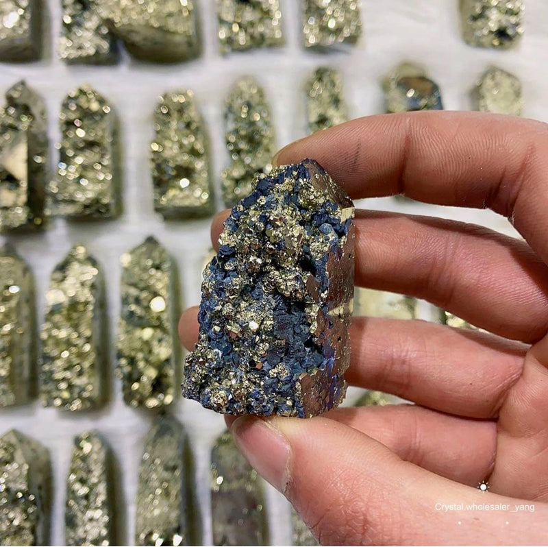 Pyrite towers (one kilo)