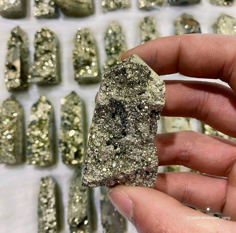 Pyrite towers (one kilo)