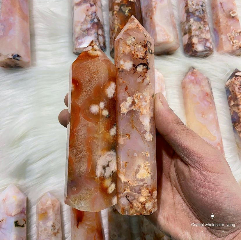 carnelian flower agate tower(One kilogram)