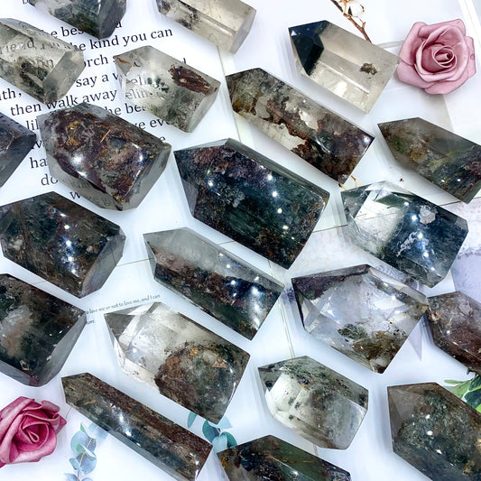 garden quartz tower (one kilo)