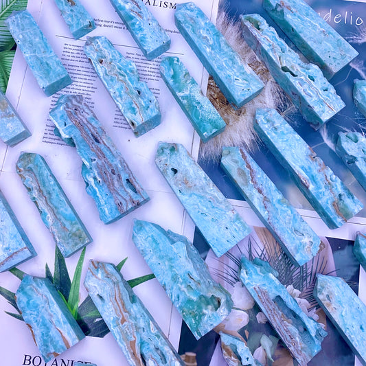 blue aragonite tower (one kilo)