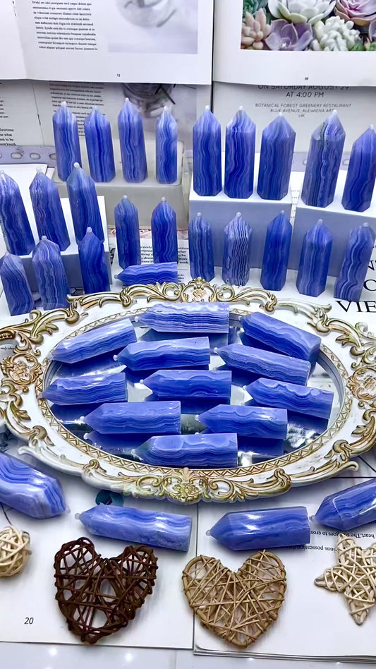 Blue lace agate tower（One kilo）